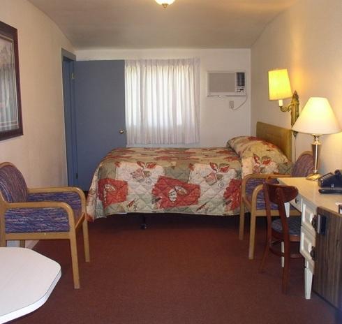 Hacienda Motel Alturas Habitación foto